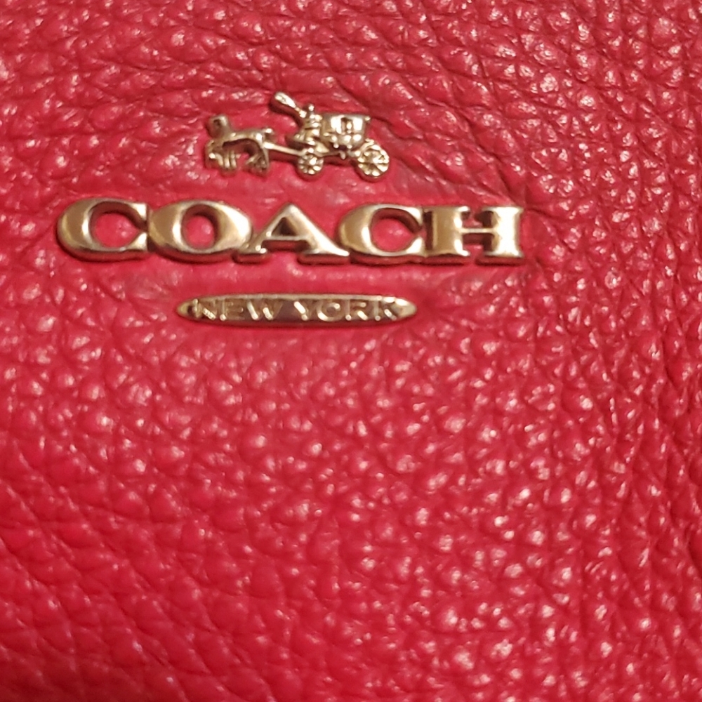 Coach shoulder purse size medium  pink - Picture 5 of 8